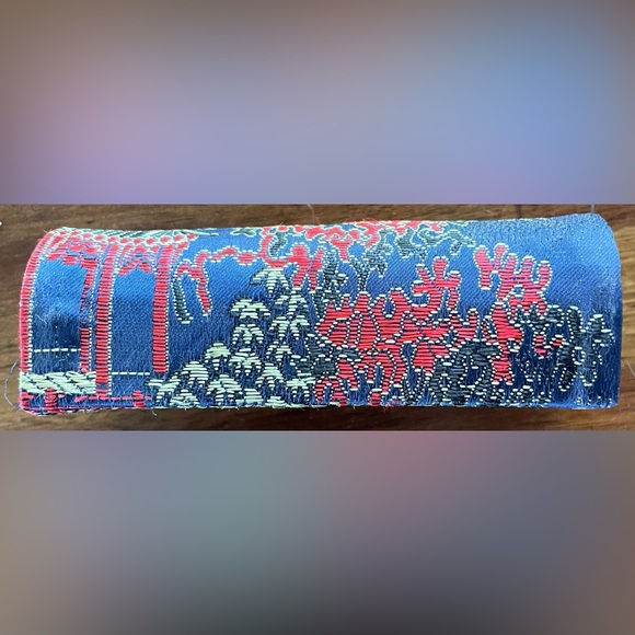 3/$15 Oriental Asian Culture Inspired Lipstick Holder Compact Mirror Case - Picture 4 of 6